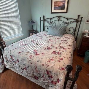 Ralph Lauren Cream Comforter with Red and Pink Floral Design